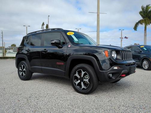2022 Jeep Renegade Trailhawk