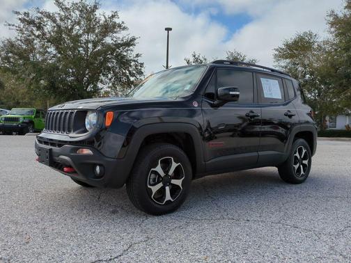 2022 Jeep Renegade Trailhawk