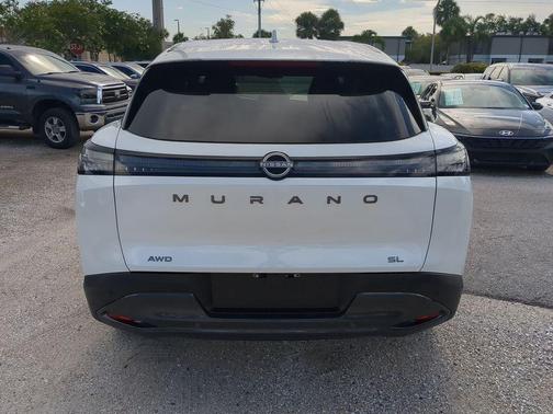 2025 Nissan Murano SL