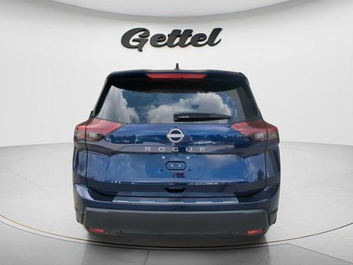 Deep Ocean Blue Pearl 2026 Nissan Rogue SV