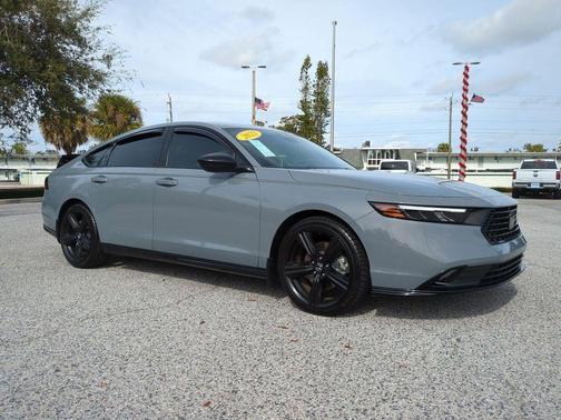 2023 Honda Accord Hybrid Sport-L