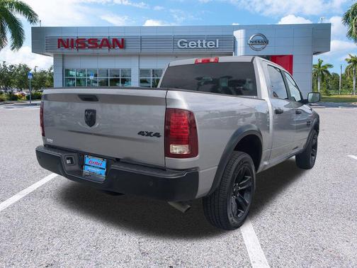 2024 RAM 1500 Classic Warlock Crew Cab 4x4 5'7' Box
