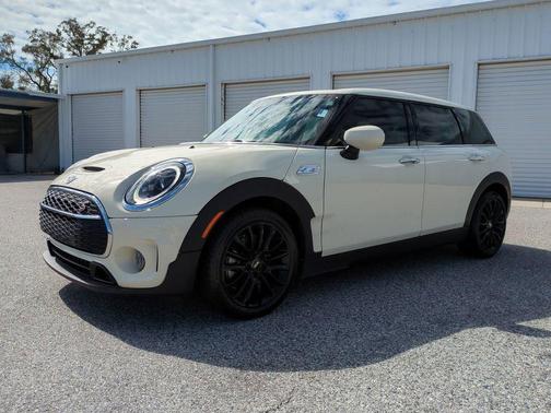2022 MINI Clubman Cooper S