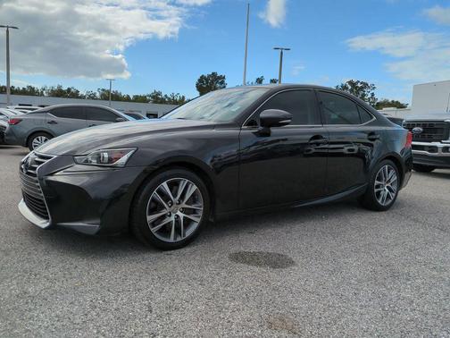 2018 Lexus IS 300 Base