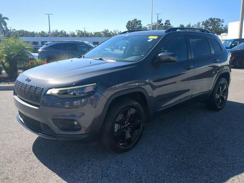 2020 Jeep Cherokee Altitude