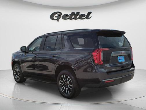 2024 GMC Yukon 4WD AT4