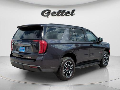 2024 GMC Yukon 4WD AT4