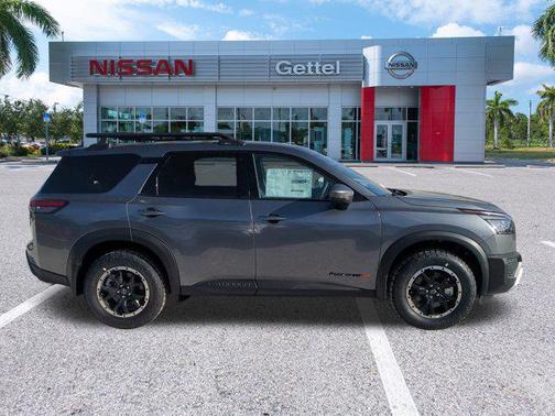 2025 Nissan Pathfinder Rock Creek 4WD