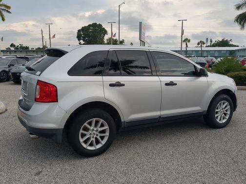 2013 Ford Edge SE