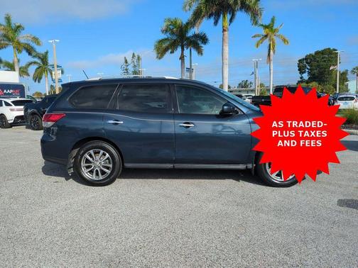 2015 Nissan Pathfinder SV