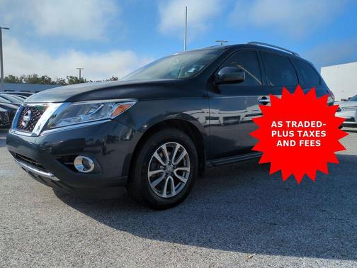 2015 Nissan Pathfinder SV