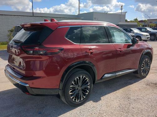 2025 Nissan Rogue Platinum