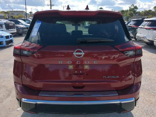 2025 Nissan Rogue Platinum