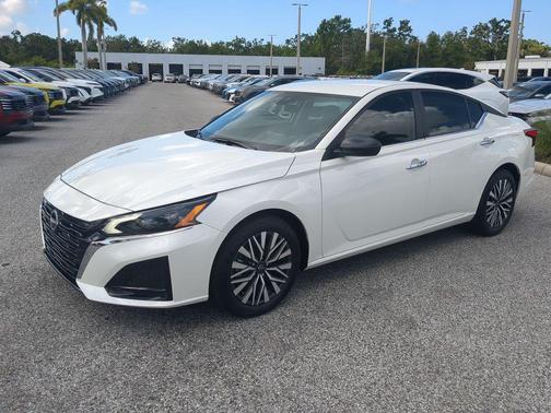 2025 Nissan Altima 2.5 SV