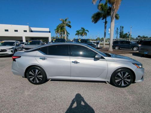 2019 Nissan Altima 2.5 SV