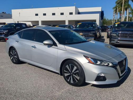 2019 Nissan Altima 2.5 SV