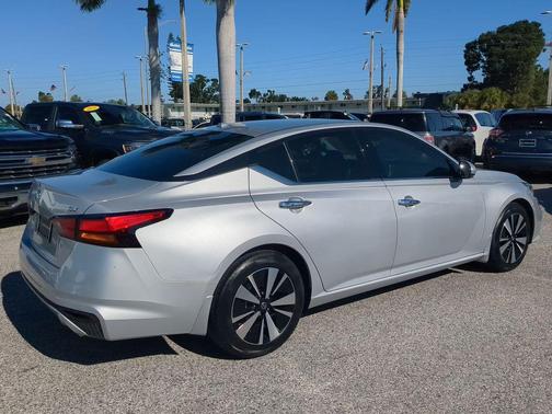 2019 Nissan Altima 2.5 SV