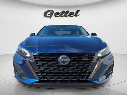 Deep Blue Pearl 2023 Nissan Altima SR FWD