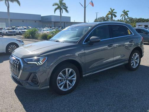 2023 Audi Q3 Premium 45 TFSI S line quattro Tiptronic