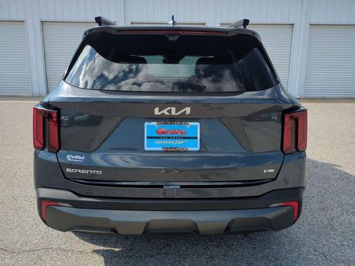 2024 Kia Sorento SX