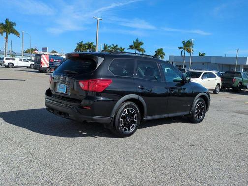 2020 Nissan Pathfinder SV 2WD