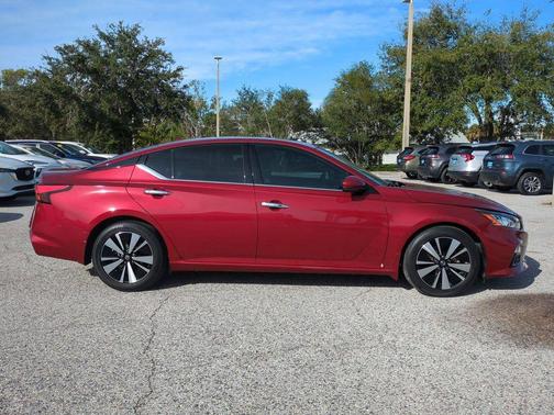 2021 Nissan Altima 2.5 SL