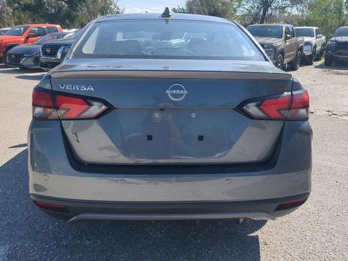 2025 Nissan Versa 1.6 S