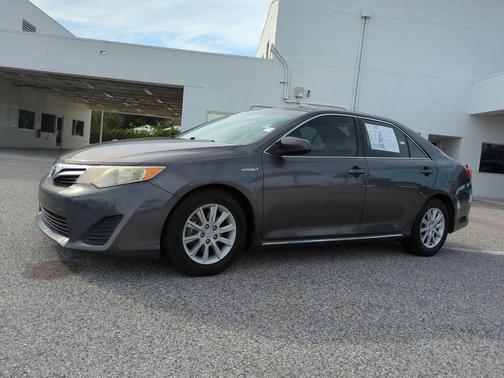 2014 Toyota Camry Hybrid SE