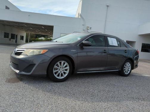 2014 Toyota Camry Hybrid SE