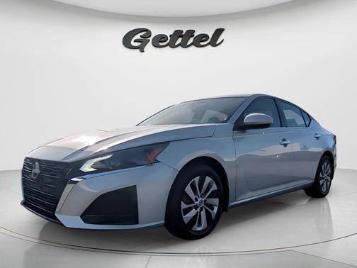 2023 Nissan Altima S FWD