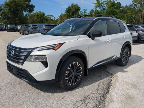 2025 Nissan Rogue Platinum