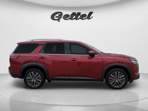 Scarlet Ember Tintcoat 2023 Nissan Pathfinder SL 4WD