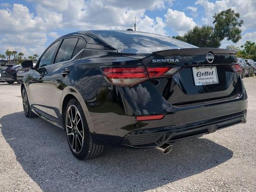 2025 Nissan Sentra SR