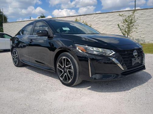 2025 Nissan Sentra SR