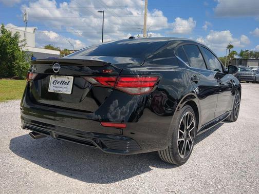 2025 Nissan Sentra SR