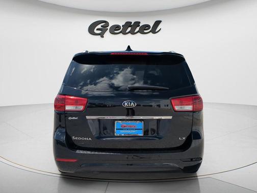 Aurora Black 2017 Kia Sedona LX