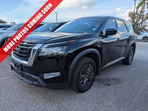 2024 Nissan Pathfinder S 4WD