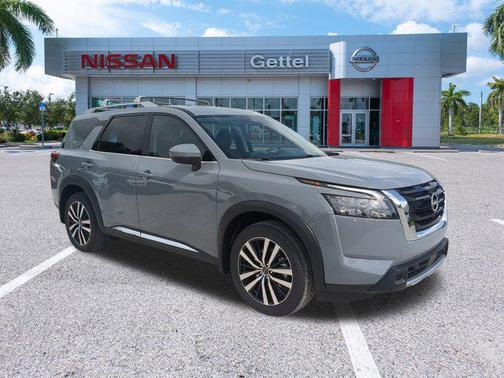 2025 Nissan Pathfinder Platinum FWD