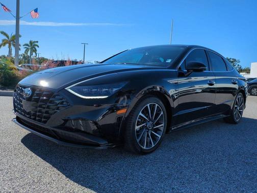 2023 Hyundai SONATA Limited