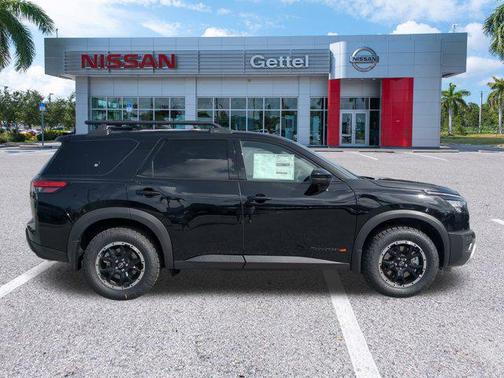 2025 Nissan Pathfinder Rock Creek 4WD