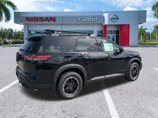 2025 Nissan Pathfinder Rock Creek 4WD