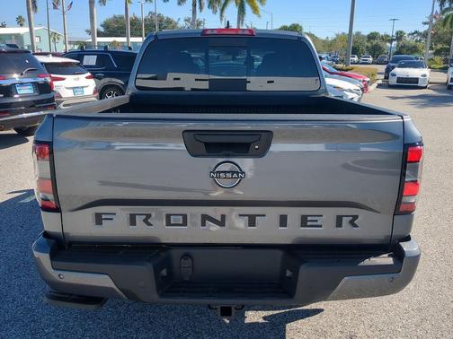 2026 Nissan Frontier SV
