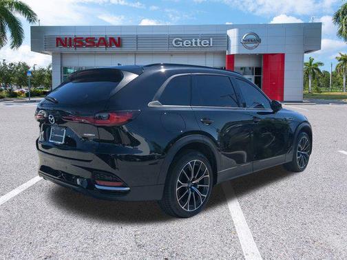 2025 Mazda CX-70 PHEV Premium Package