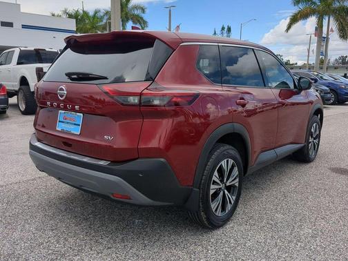 2021 Nissan Rogue SV