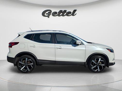 2020 Nissan Rogue Sport SL