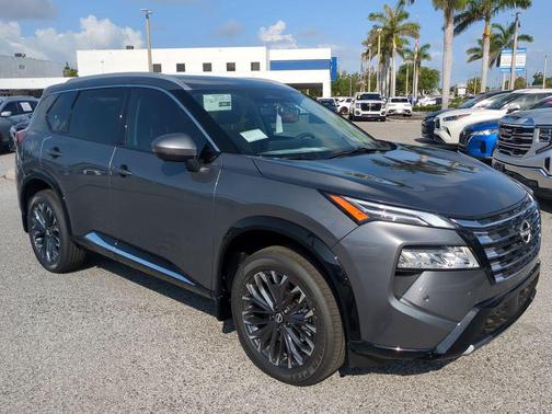 2025 Nissan Rogue Platinum