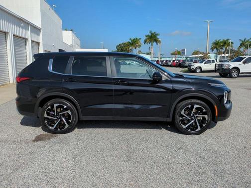 2024 Mitsubishi Outlander SE 2.5 2WD