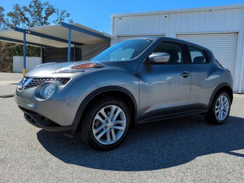 2017 Nissan Juke S