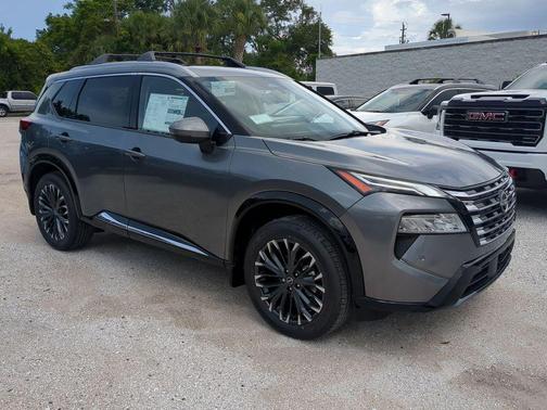 2025 Nissan Rogue Platinum