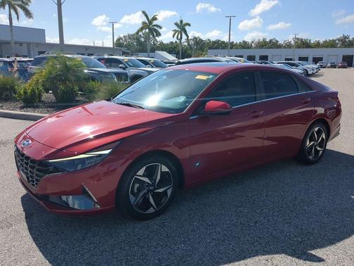 2023 Hyundai ELANTRA Limited